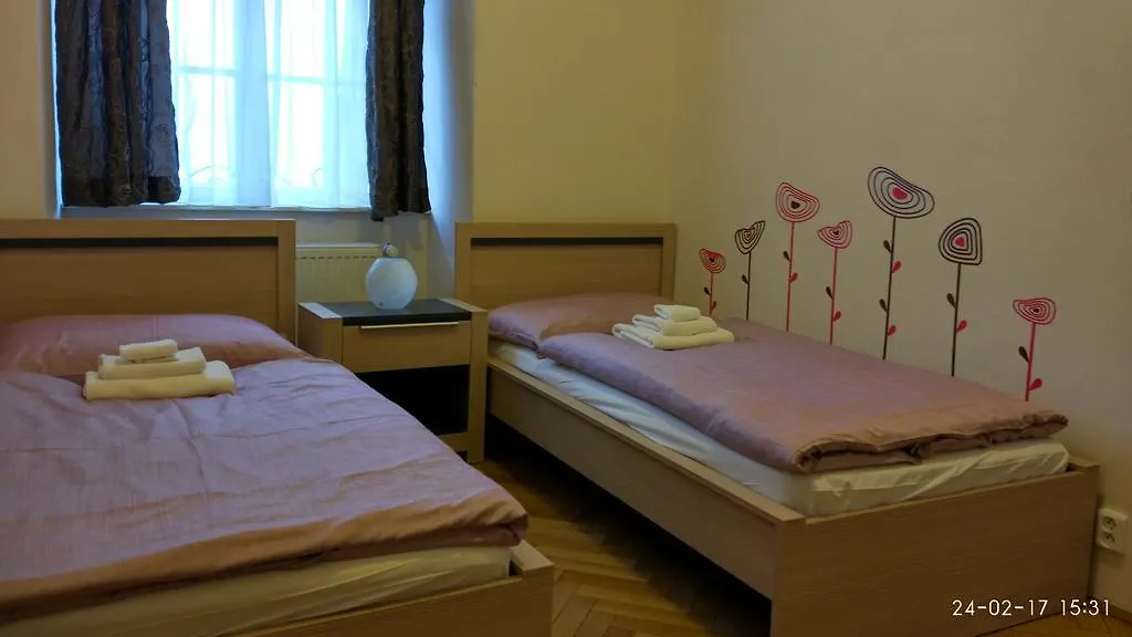 Apartments Tynska 7 Prága
