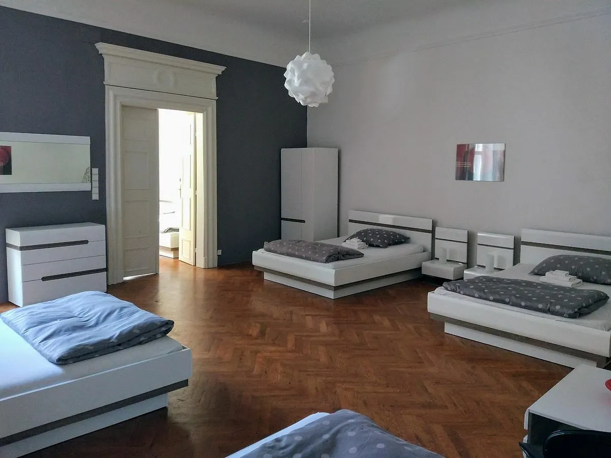 Apartments Tynska 7 Prága