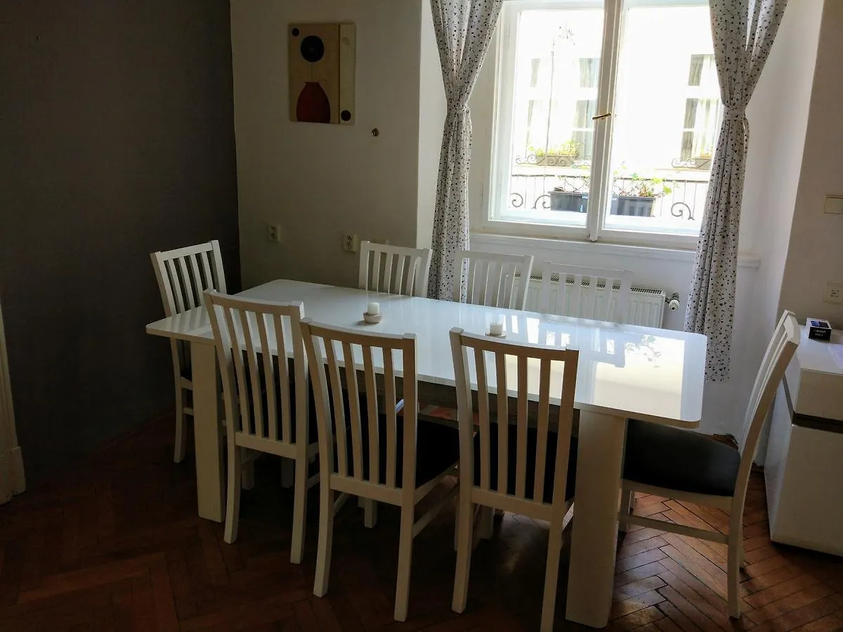 Apartments Tynska 7 Prága