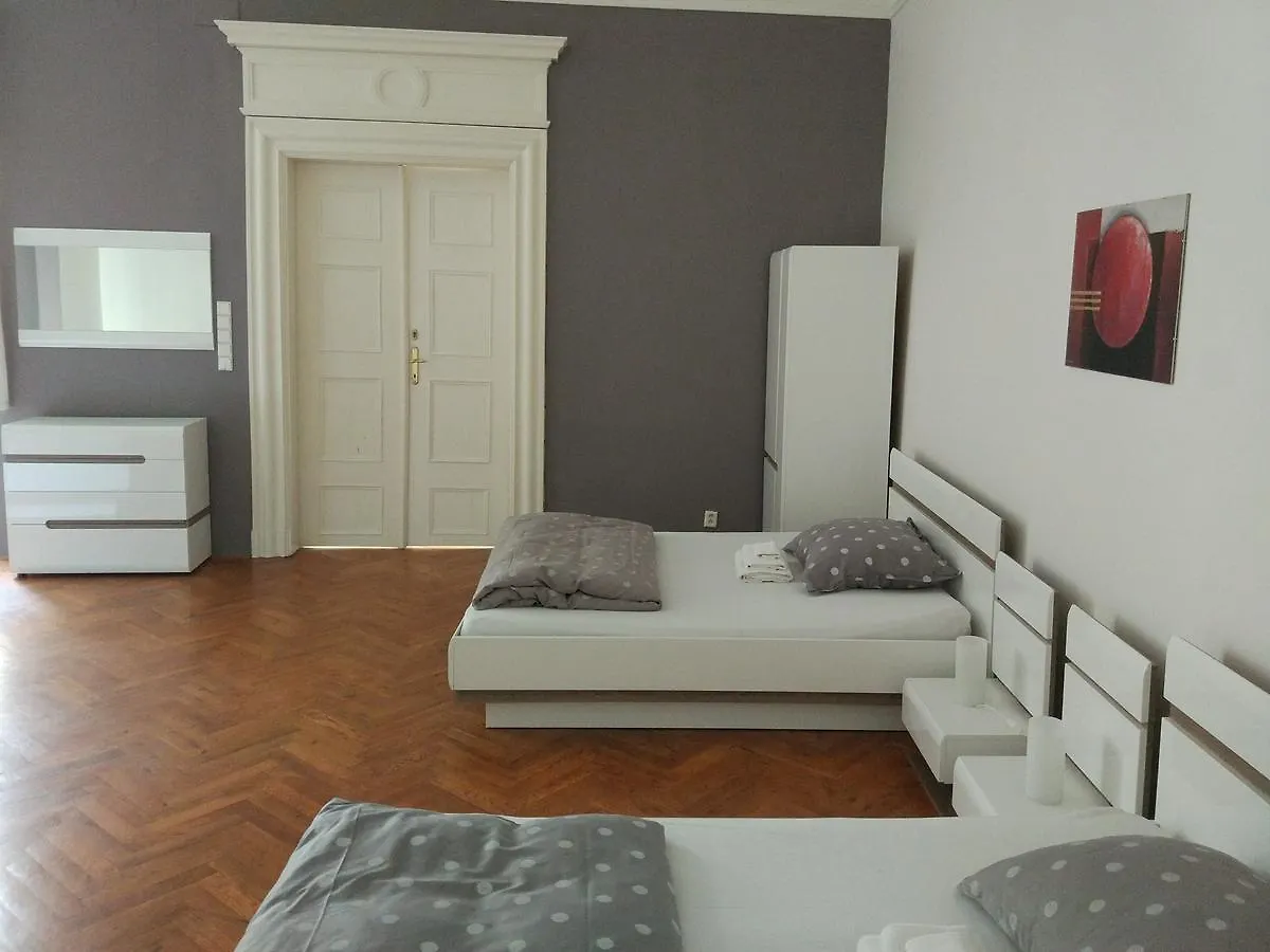 Apartments Tynska 7 Prága