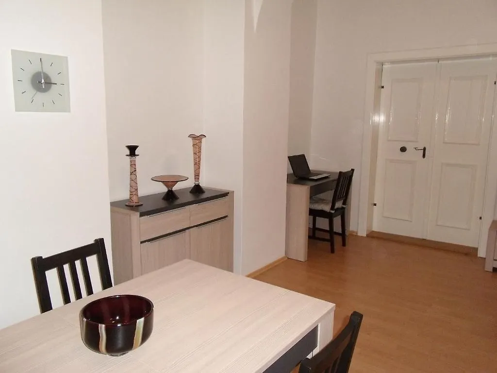 Apartments Tynska 7 Prague